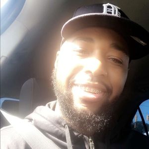 Meet your Posher, Royon